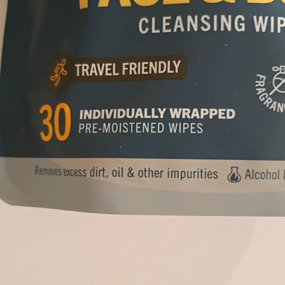 Swype Wipes Detoxifying Face & Body Cleansing Wipes. 30 Pre-moistened Wipes